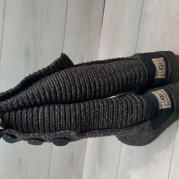 Ugg Australia Women 1876 Sweater Cardi 3 buttons Boots shoes sz 6 - Picture 5 of 10